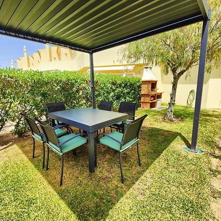 Tatil Evi C-house *